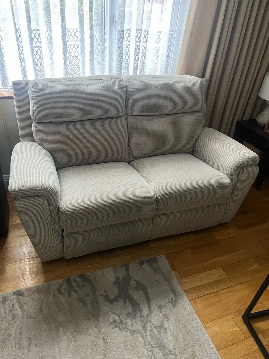 2 seater and matching 1 seater recliner - Image 1