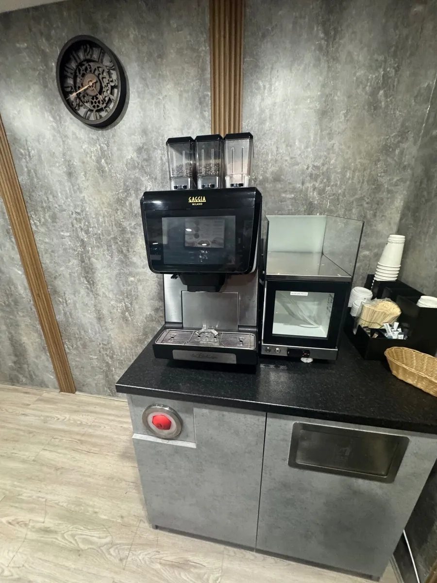 Cafe Machine Gaggia La Radiosa - Image 2