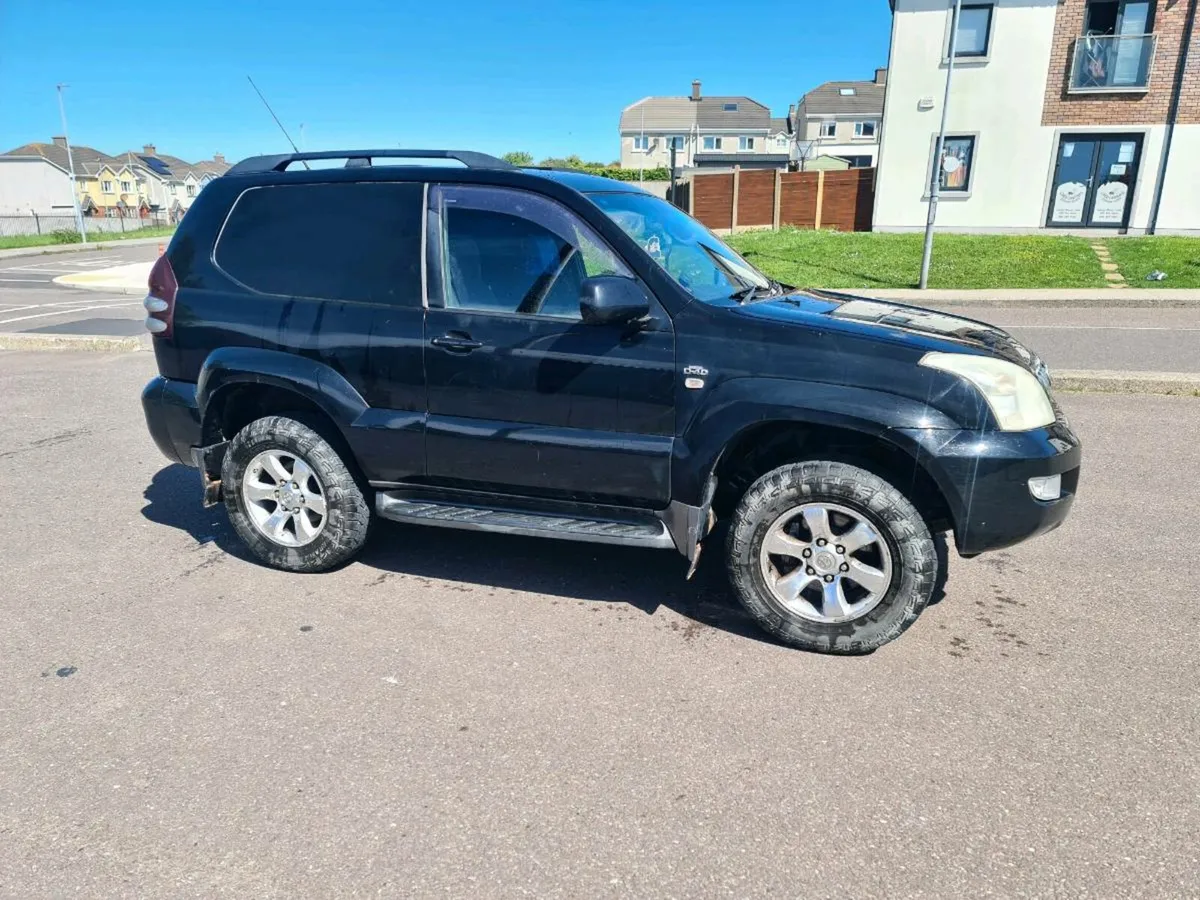 2006 toyota landcruiser - Image 1