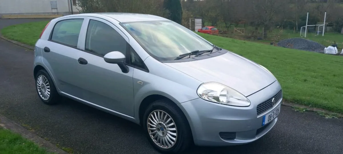 Fiat Punto 1.2 petrol - Image 1