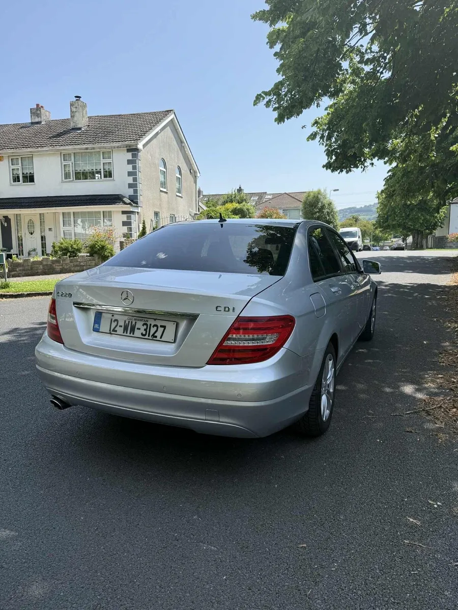 Mercedes-Benz C-Class - Image 3