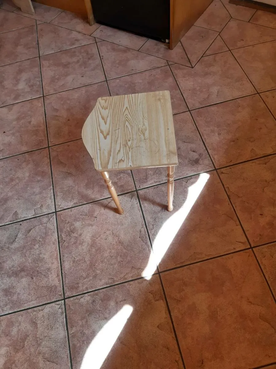 Small Table - Image 1