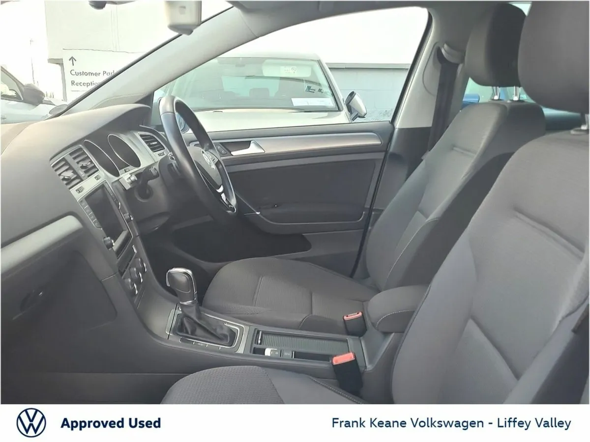 Volkswagen Golf COMFORTLINE AUTO 1.2TSI 115BHP *RE - Image 4