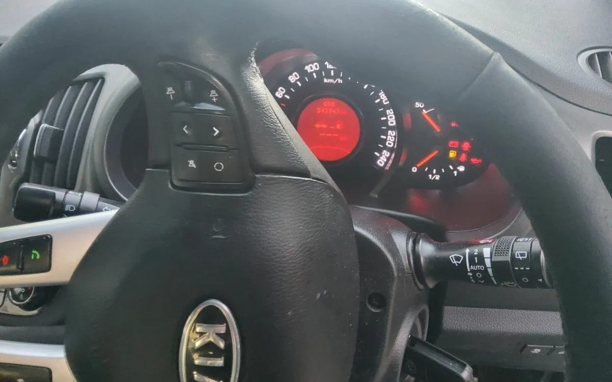 Kia Sportage 1.7 DSL 4x2 GSE - Image 3