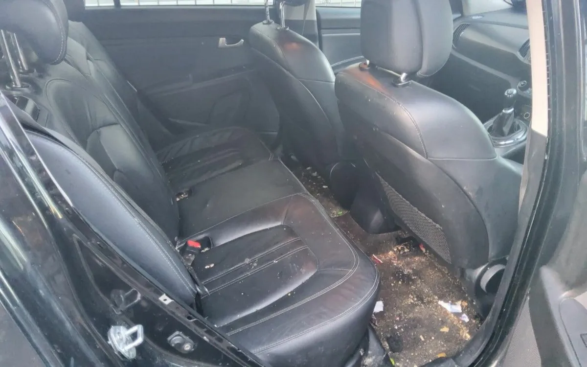 Kia Sportage 1.7 DSL 4x2 GSE - Image 4