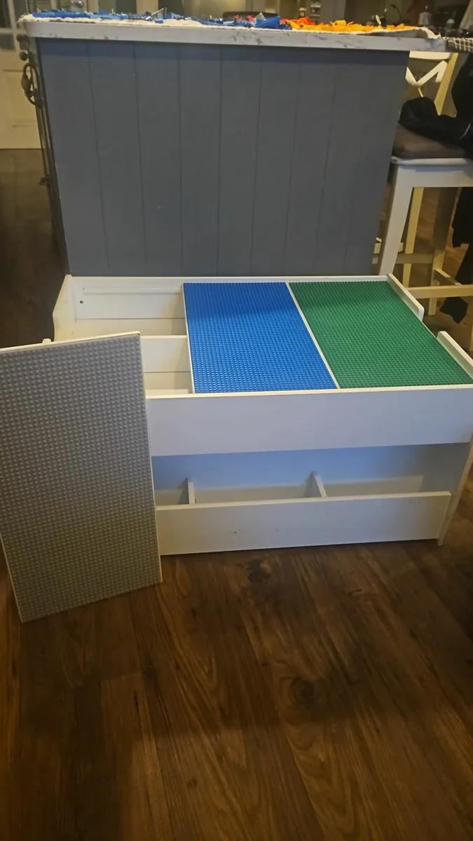 Lego storage table - Image 2