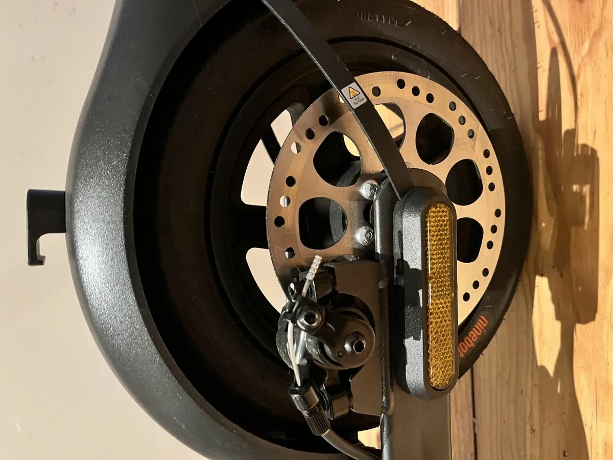 KICKSCF25 Ninebot F25E by Segway - Image 2