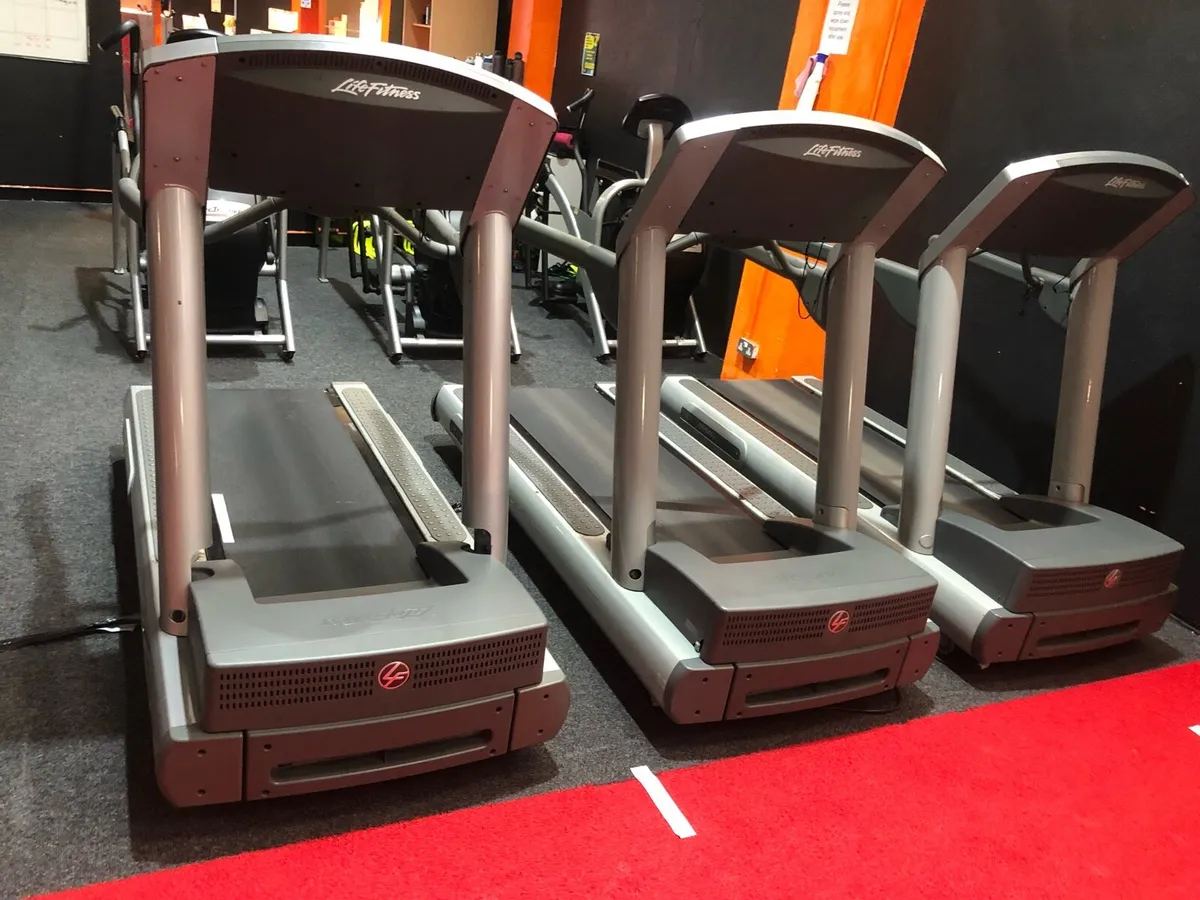 Lifefitness treadmill - Image 2