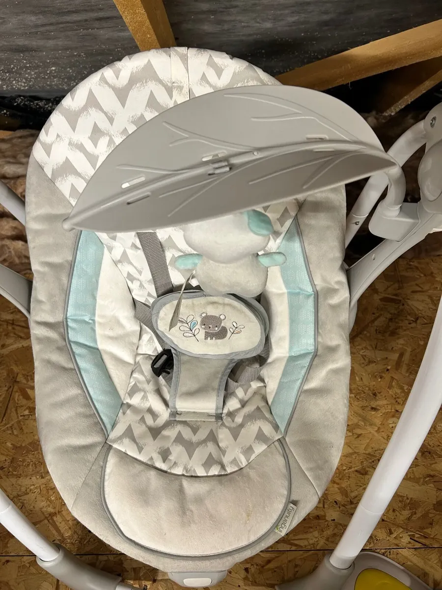 Baby swing chair - Image 2