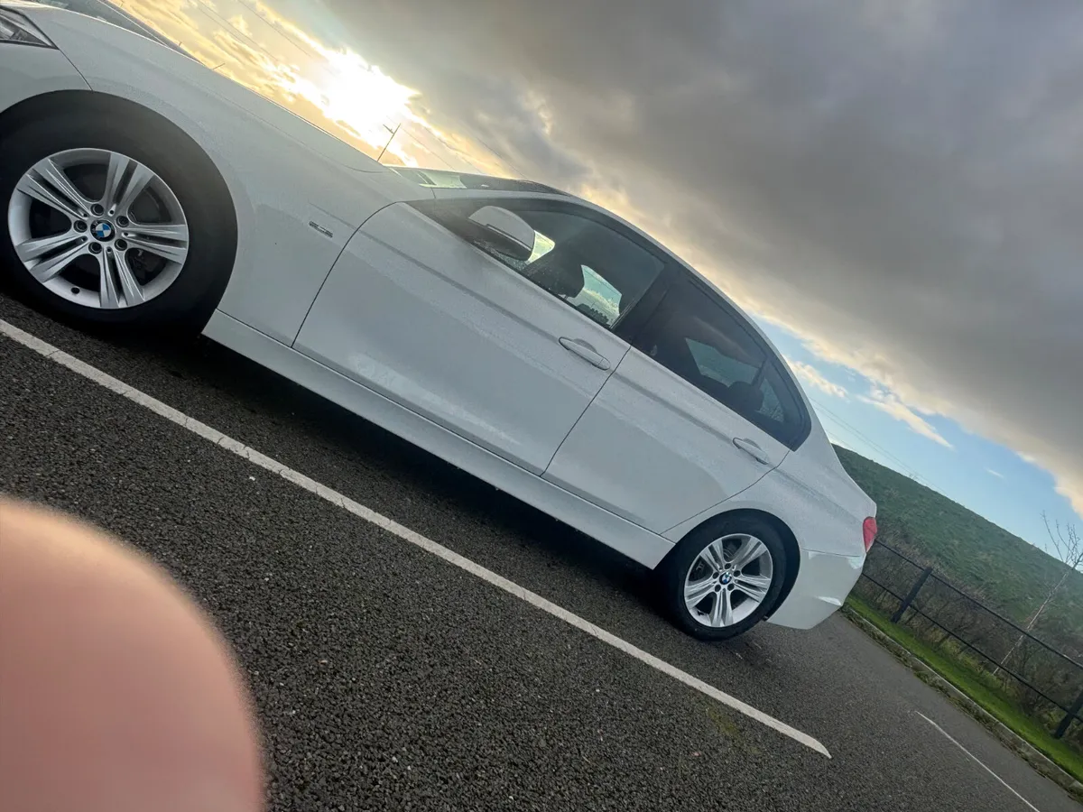 BMW 3-Series 2015 - Image 3