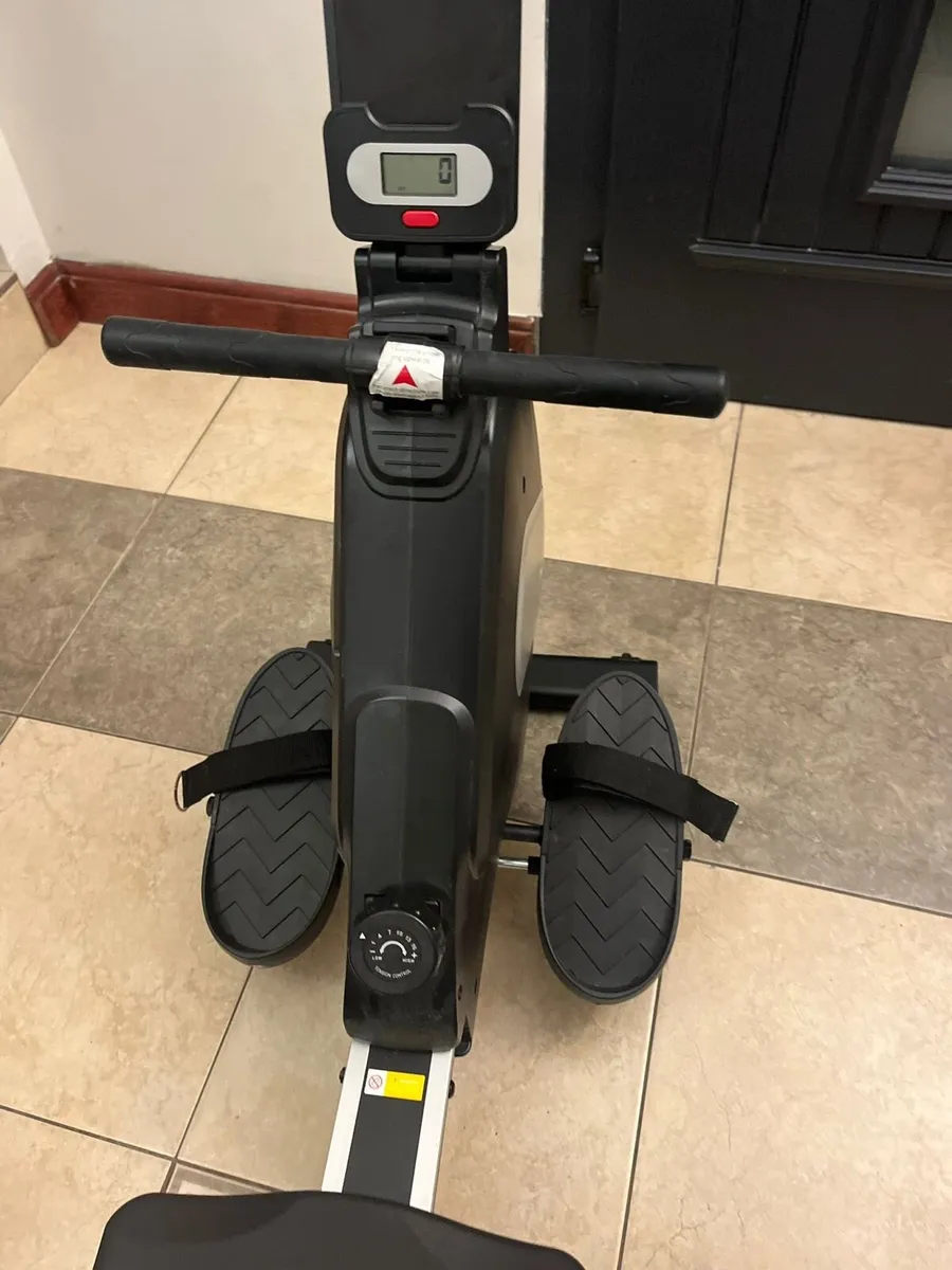 Rowing machine - Image 4