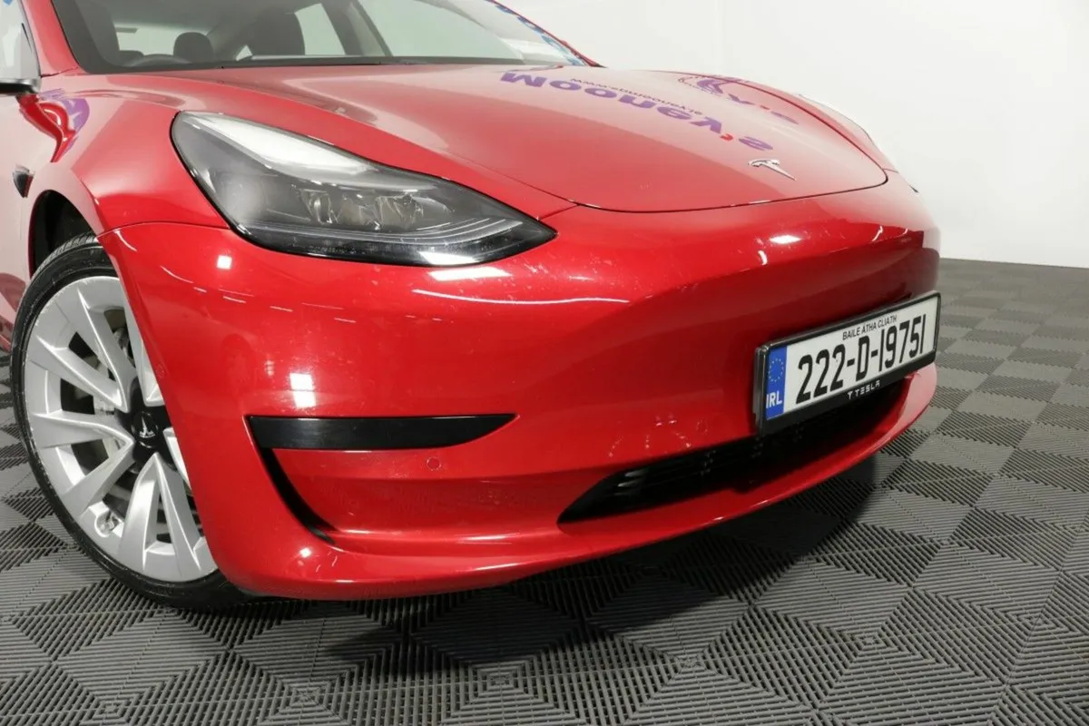 Tesla Model 3 RWD - Image 3