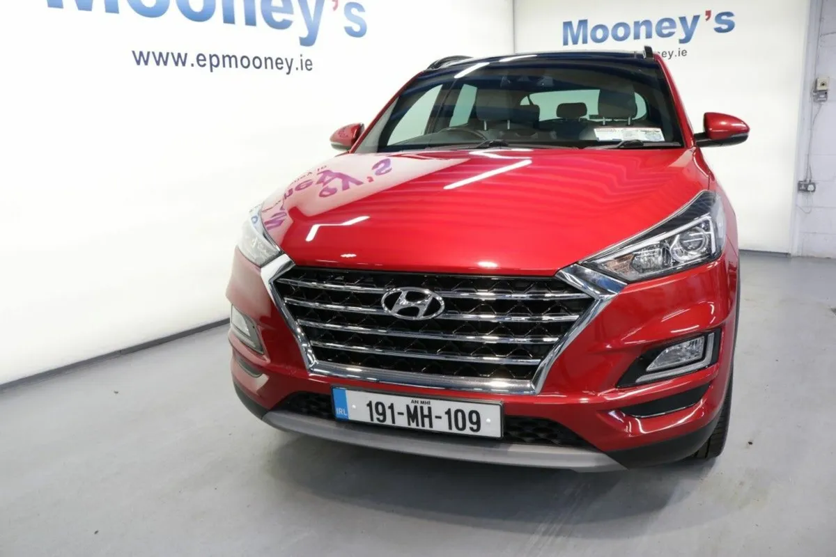 Hyundai Tucson PREMIUM 1.6L DIESEL SUV HERE AT MOO - Image 2