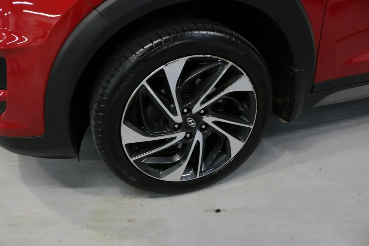 Hyundai Tucson PREMIUM 1.6L DIESEL SUV HERE AT MOO - Image 3