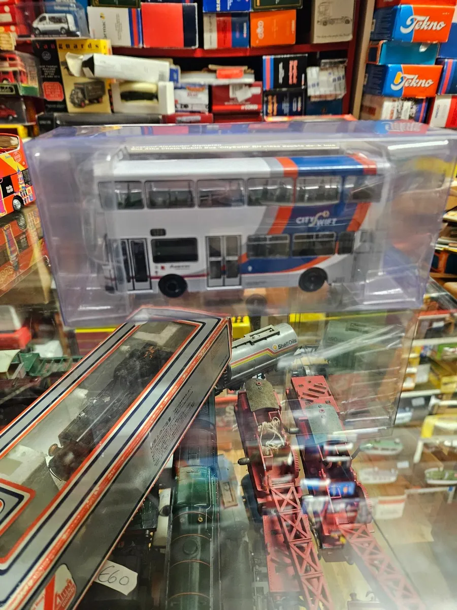 Corgi Britbus Dublin Bus - Image 1