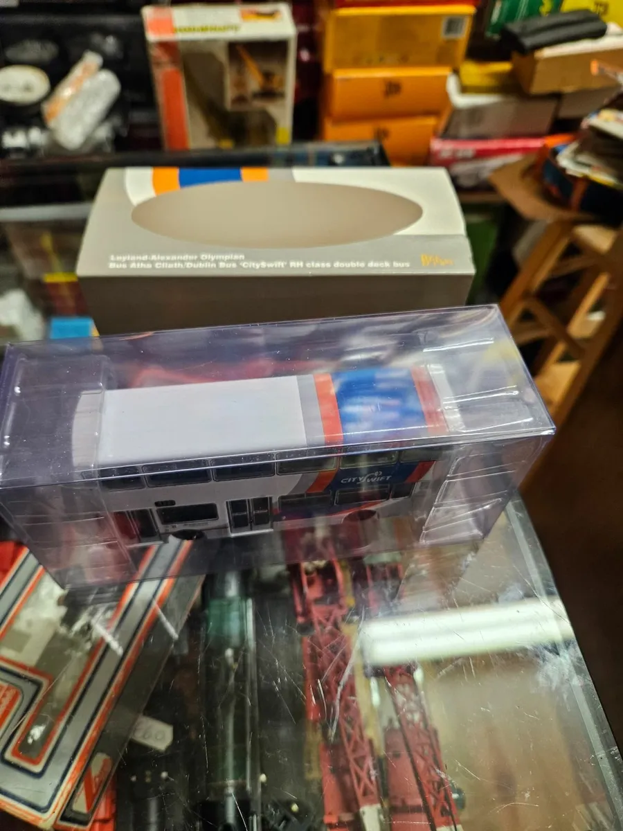 Corgi Britbus Dublin Bus - Image 3