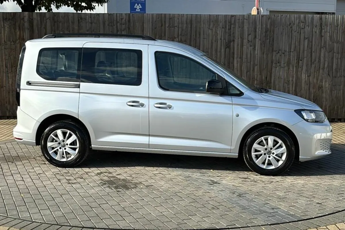 Volkswagen Caddy CADDY LIFE TDI 122HP A7F 7 seat A - Image 4