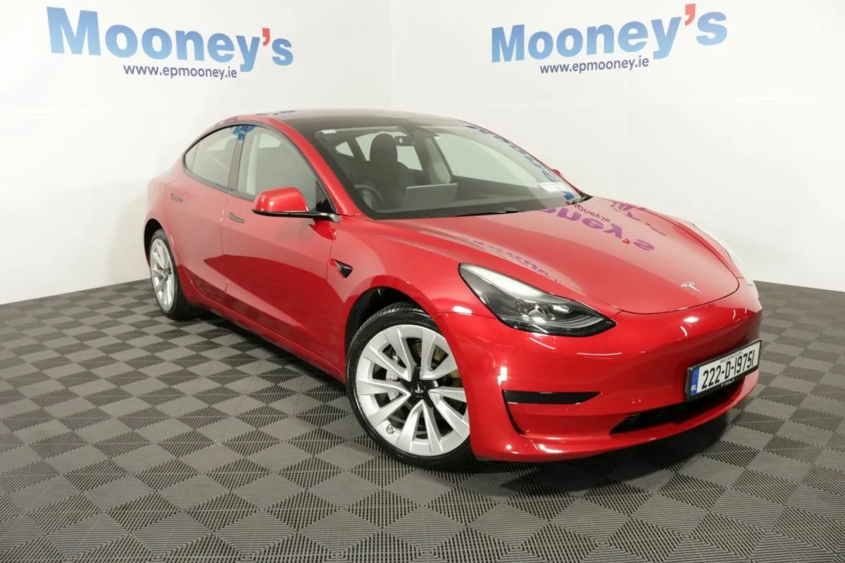 Tesla Model 3 RWD - Image 1