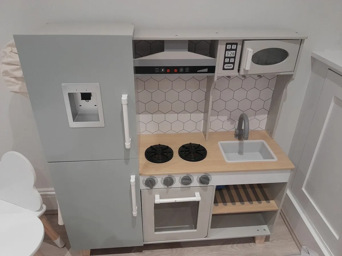 Kids kitchen - Image 1