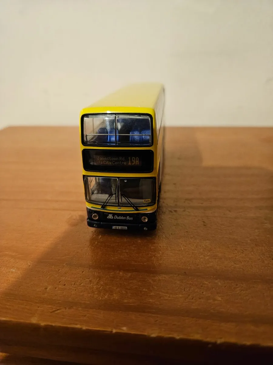 Corgi Britbus Dublin Bus - Image 2