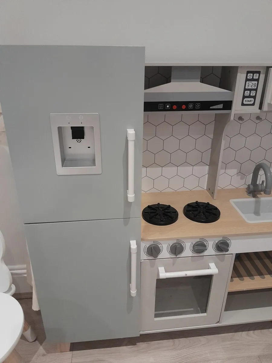 Kids kitchen - Image 2