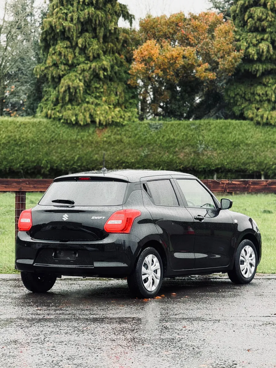 🌟Suzuki Swift 2022 Automatic 🌟 - Image 4