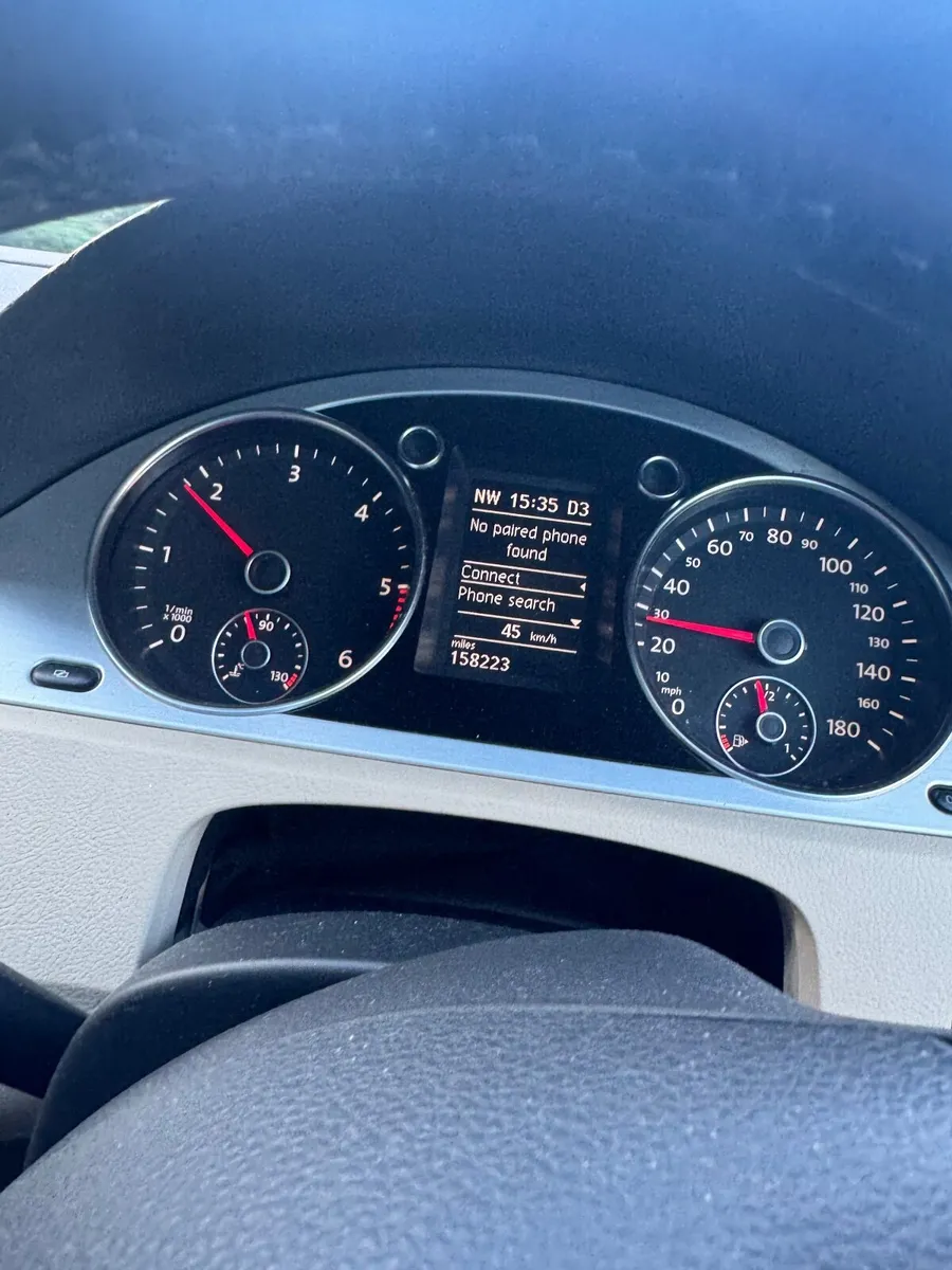 Volkswagen Passat CC 2010 - Image 1