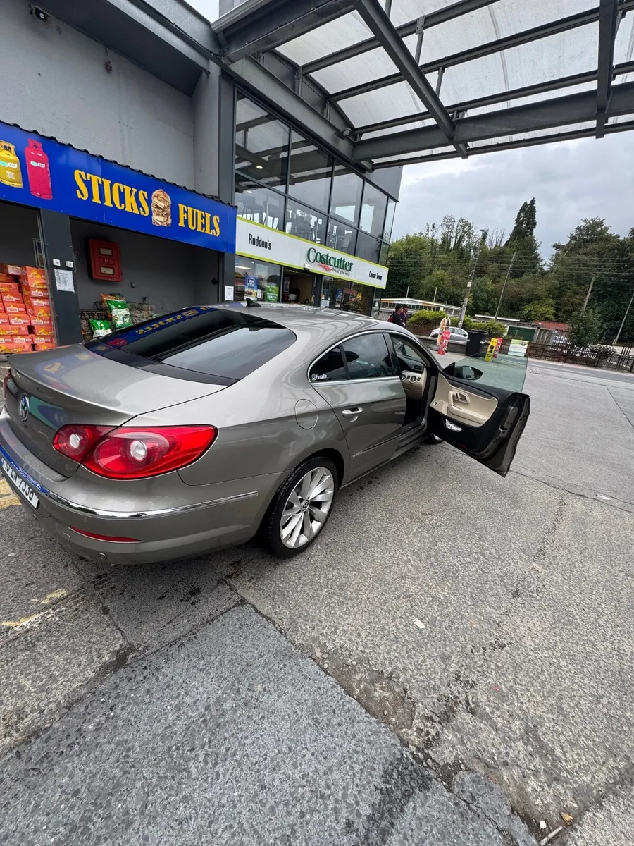 Volkswagen Passat CC 2010 - Image 4