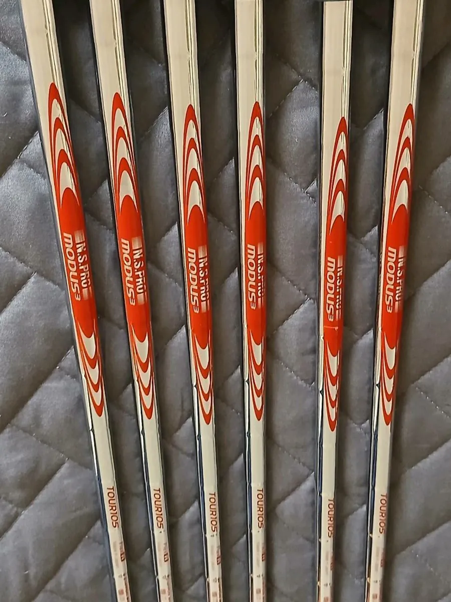 Titleist T200 irons - Image 4