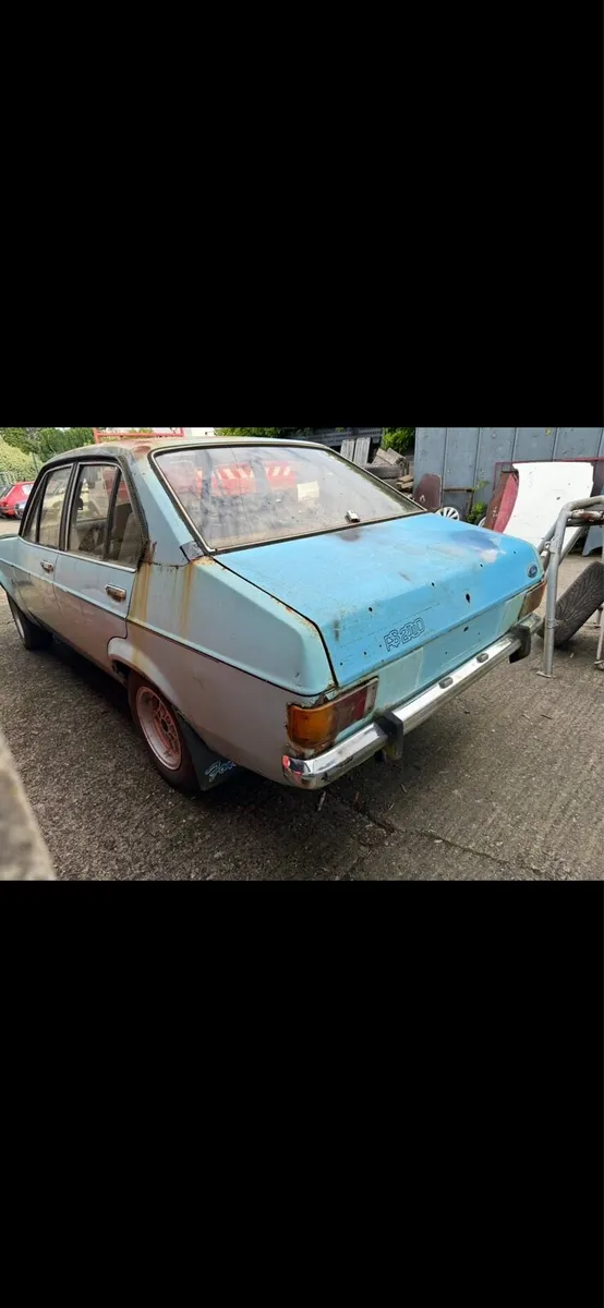Ford Escort mk2 Ghia - Image 3