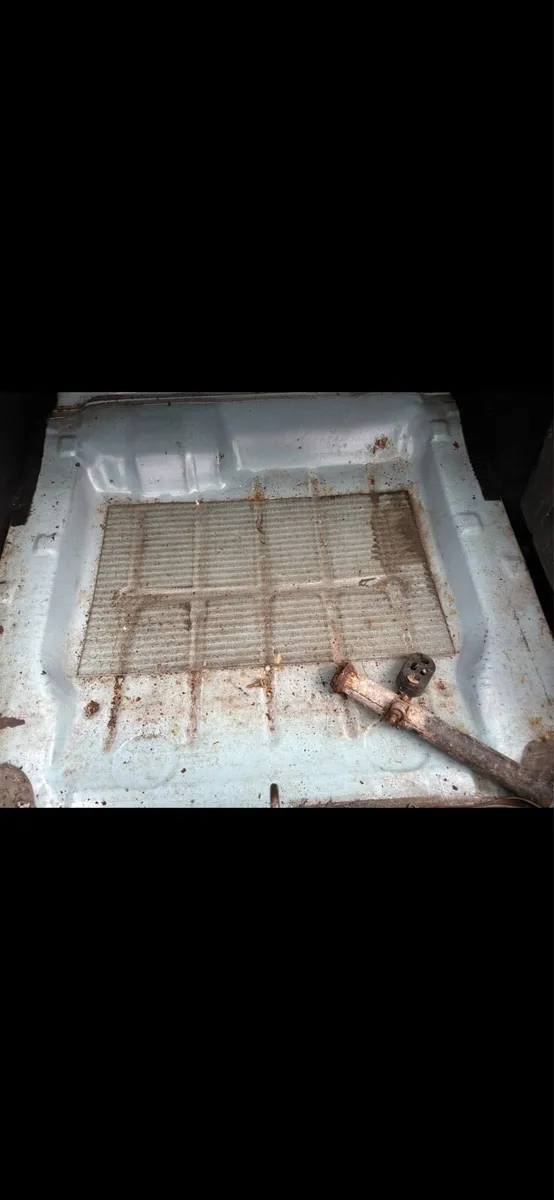 Ford Escort mk2 Ghia - Image 4