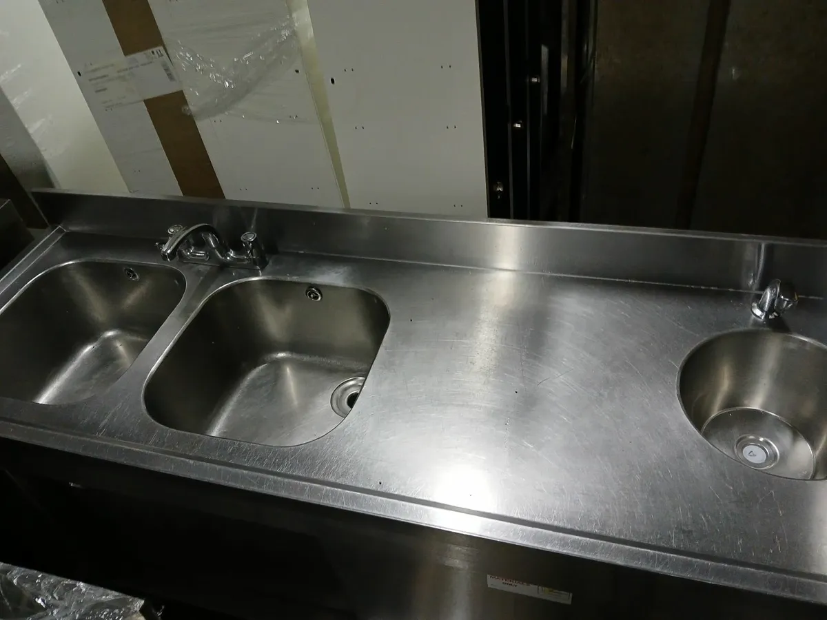 Stainless steel cabbinet double sink unit complete - Image 4