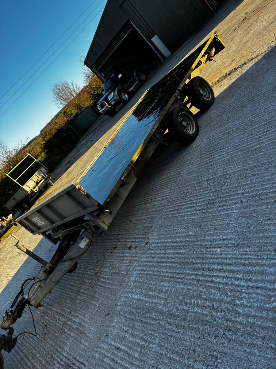 14ft Ifor Williams flat bed - Image 1
