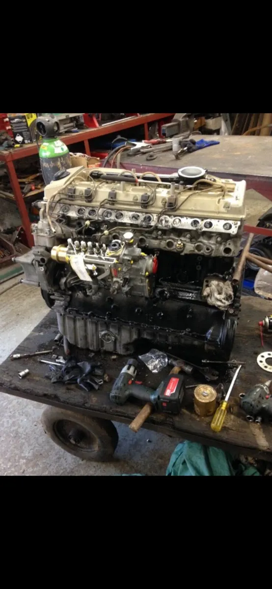 Om606 w460 Gwagen 9-seater - Image 2