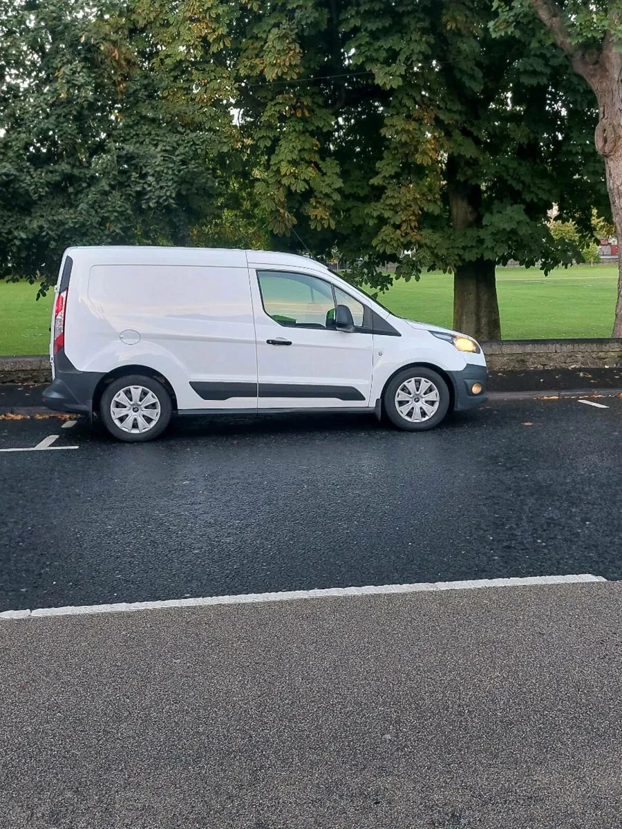 Ford Transit Connect - Image 3