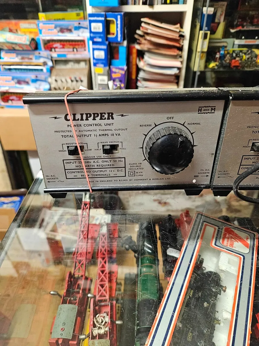 Hornby Clipper Train Controllers - Image 1