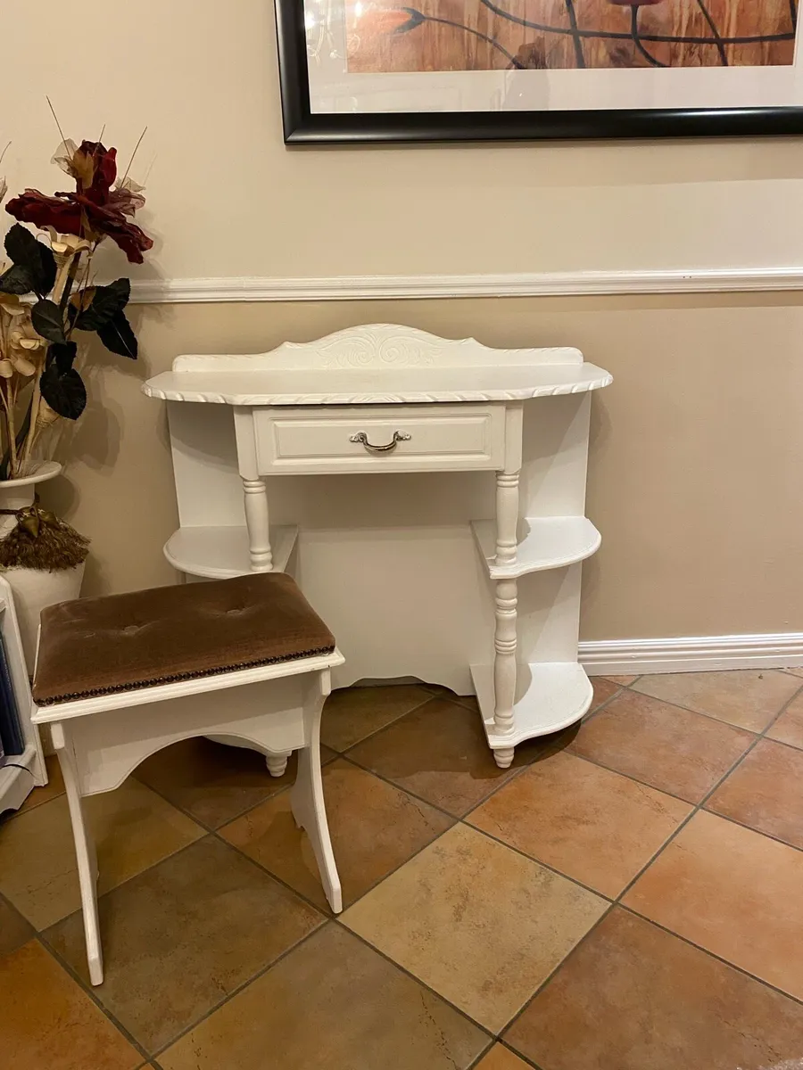 Hall table, stool and mirror - Image 1