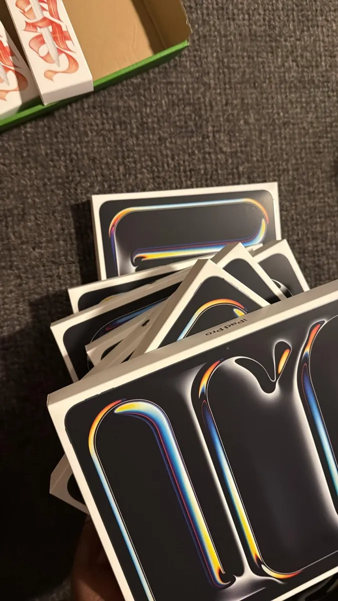 IPad Pro 13-inch M5 2025 Sealed 1y Warranty RECEIP