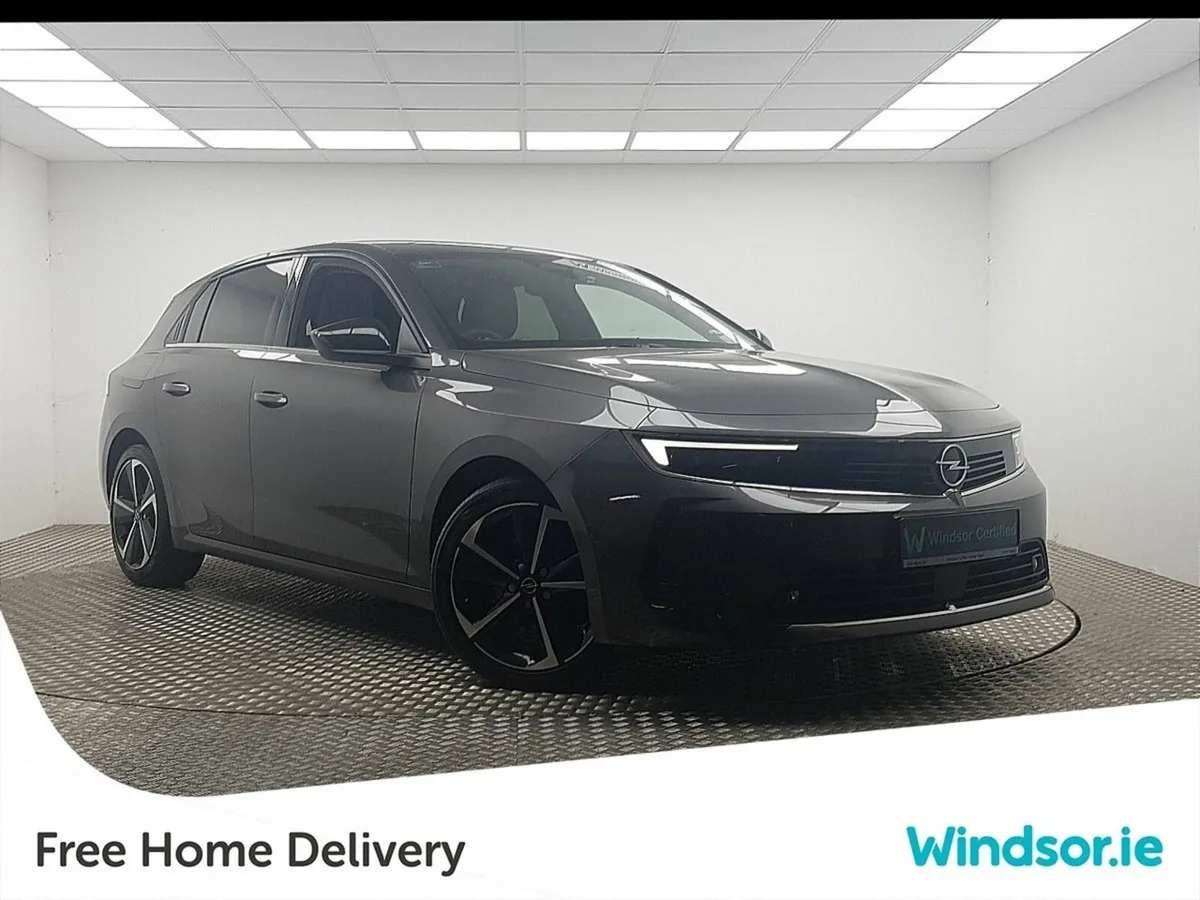 Opel Astra Elegance 1.2 Turbo 130PS 6 Speed - Image 1