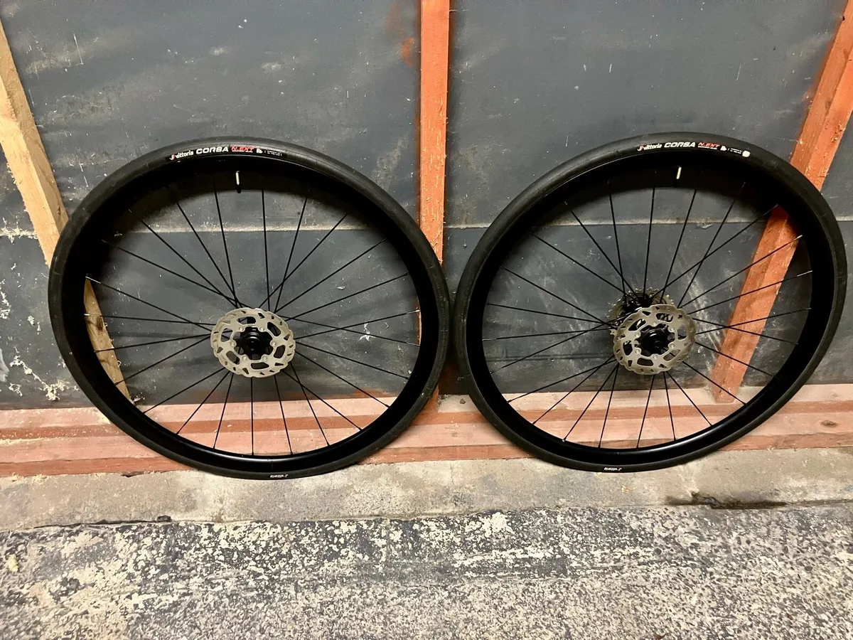 Mavic Ksyrium 30 Disc Wheetset - Image 2