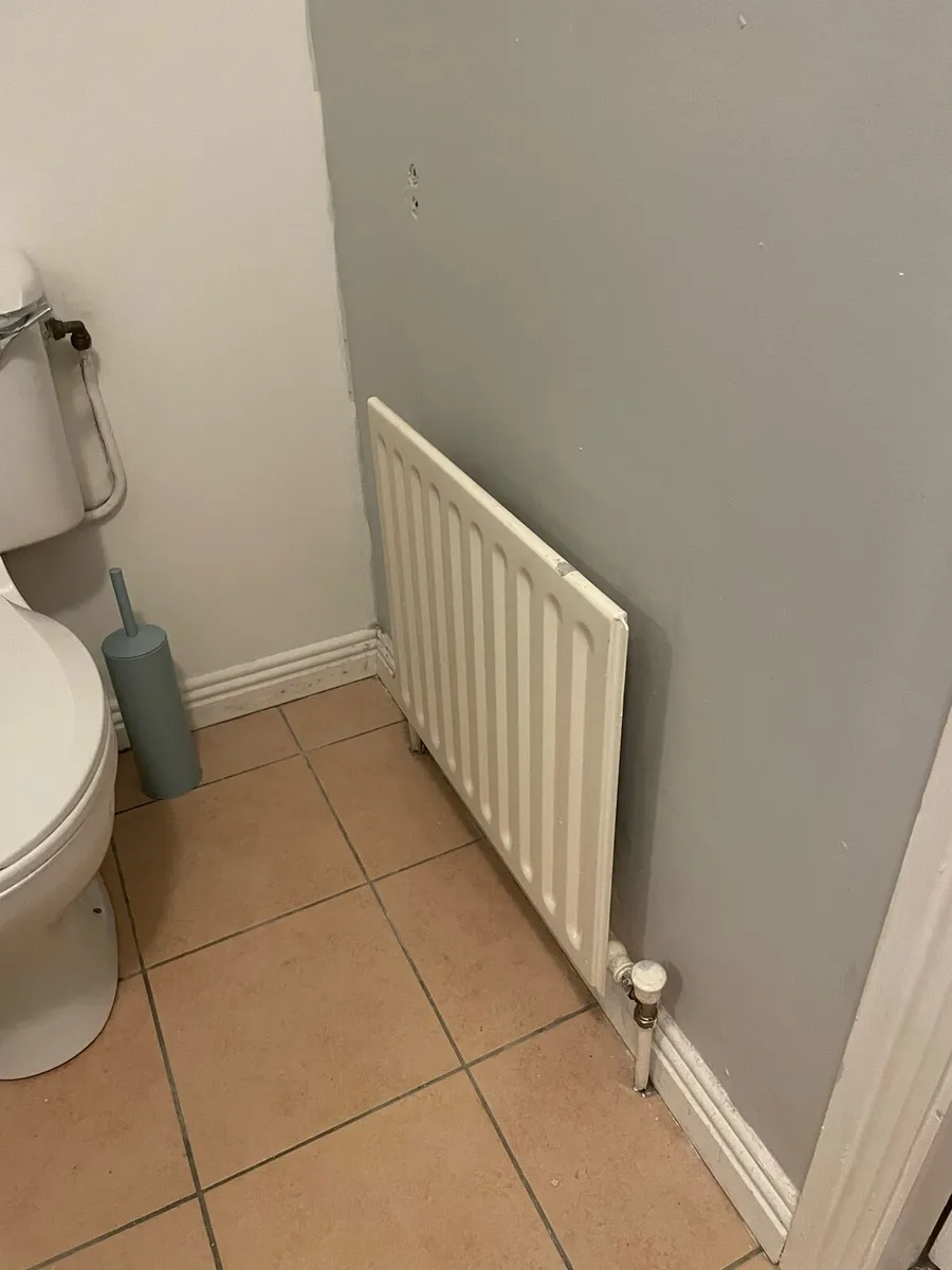 Bathroom ware - Image 3