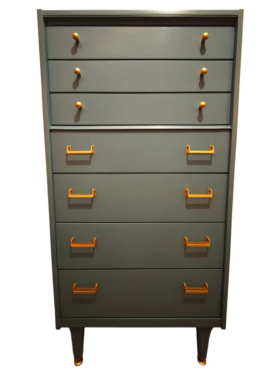 Tallboy dresser - Image 2