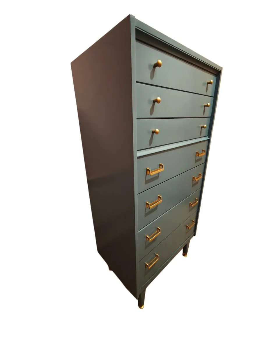 Tallboy dresser - Image 4