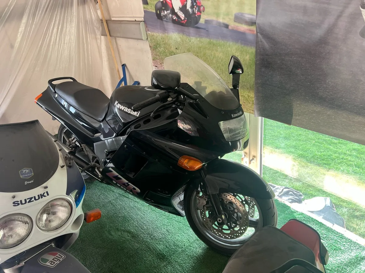 Kawasaki zzr1100 Mint - zzr1200 - Image 1