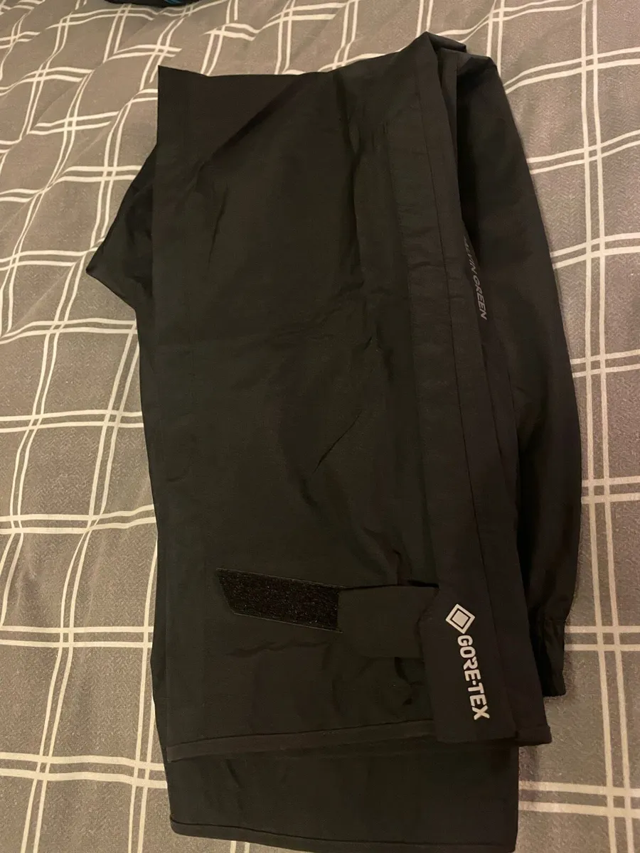 Gavin Green waterproof golf trousers - Image 3