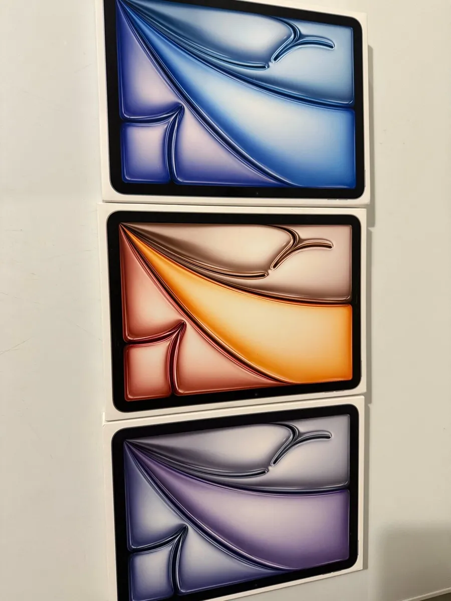 IPad Air 11-inch M3 2025 Sealed 1 y Warranty RECEI