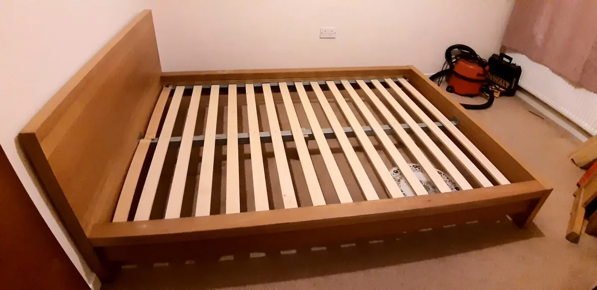 Double bed - Image 2