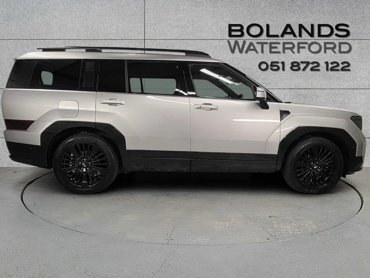 Hyundai Santa Fe 1.6 PHEV 4WD Premium - Image 4