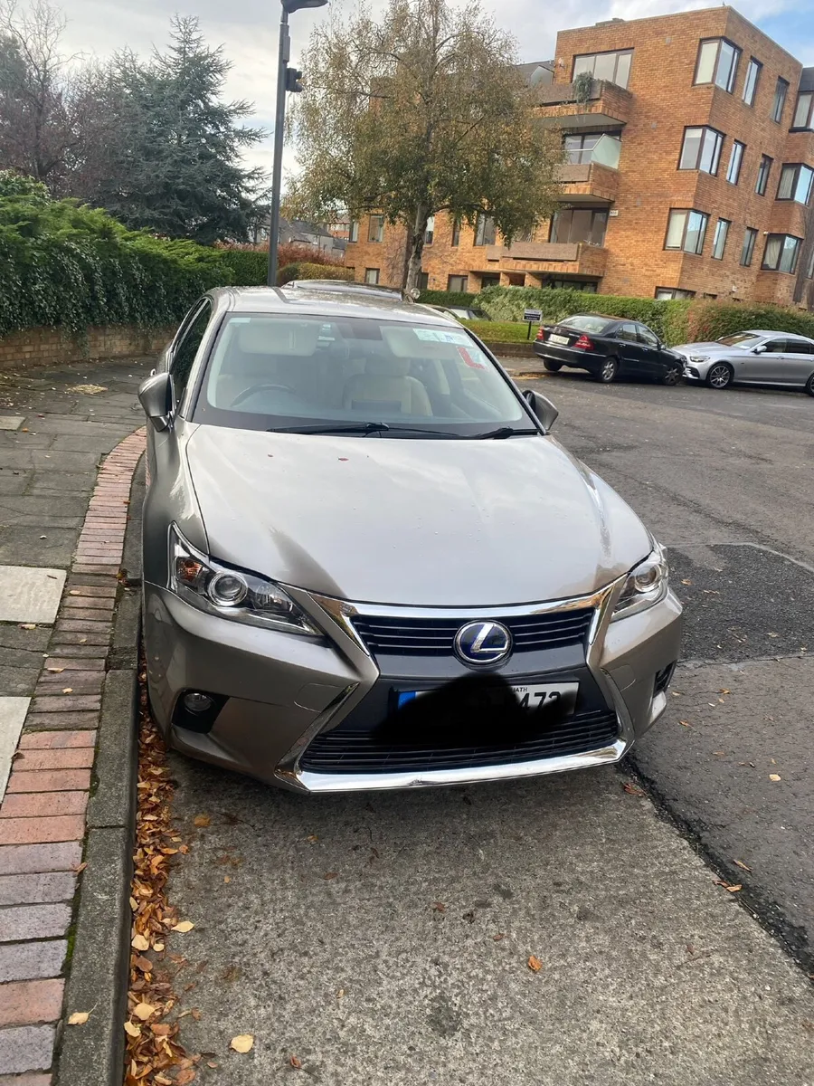 Lexus CT 2017 - Image 2