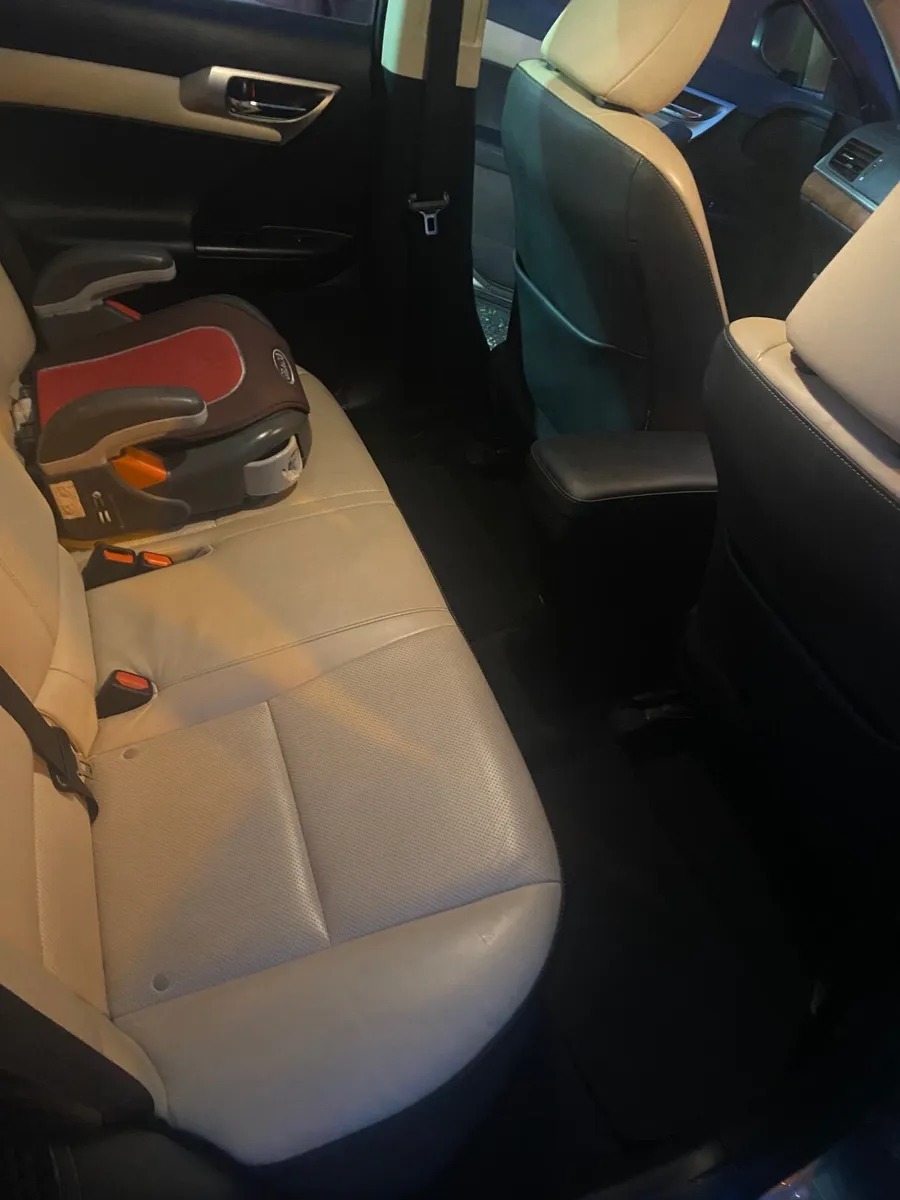 Lexus CT 2017 - Image 3